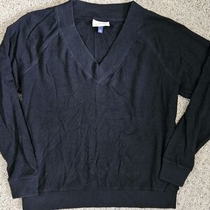 Universal Thread Women's Dark V-Neck Sweater